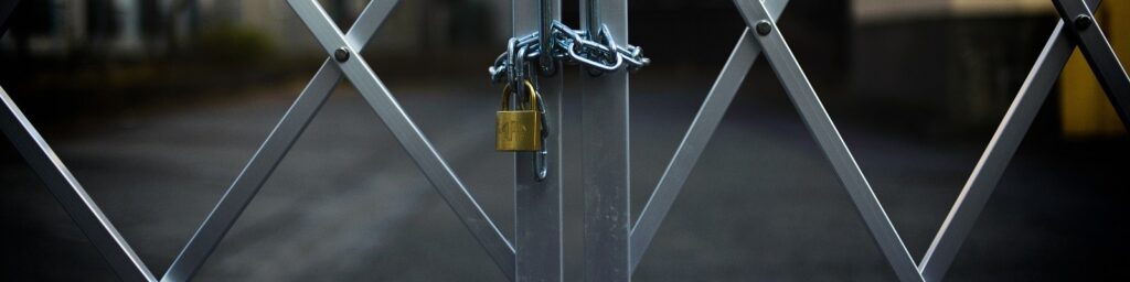 Locked gate|Vaults|Fire|Padlock